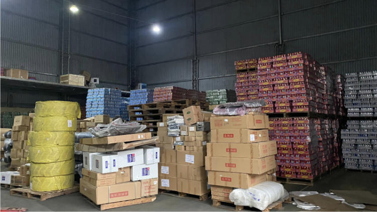 Hàng hóa được giao nhận an toàn tại kho Hương Quân