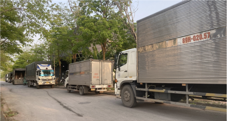 Xe tải gửi hàng đi Cần Thơ của Hương Quân Logistics