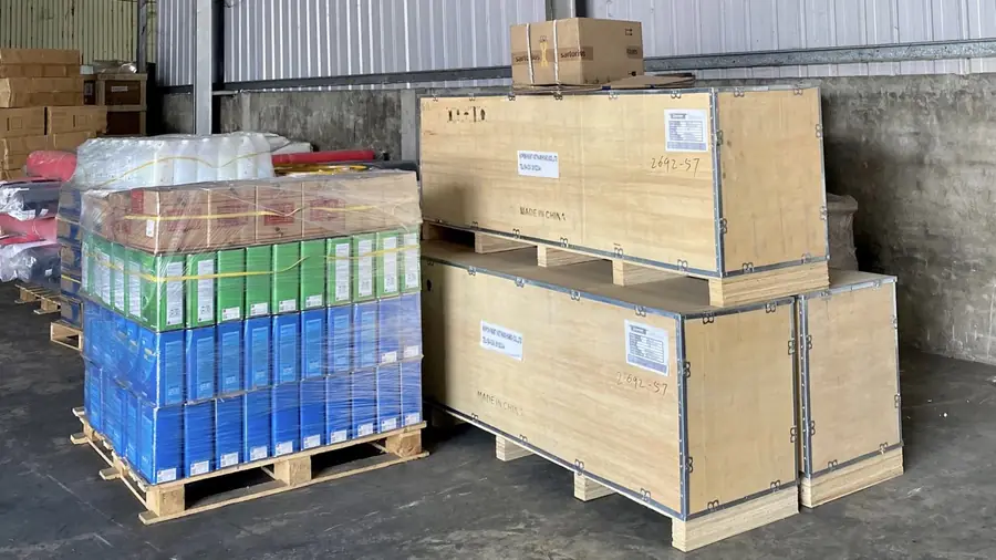 Kiểm đếm đồ đạc khi bàn giao tại điểm nhận