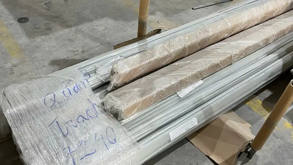 Hàng dài dùng để lập sơ đồ xếp trên xe tải