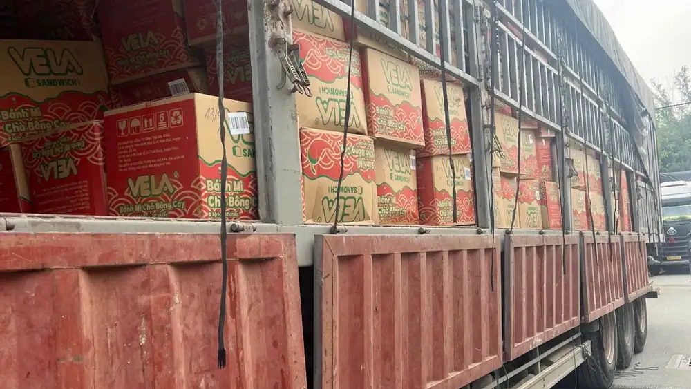 Xe tải vận chuyển hàng đi KCN Long Thành