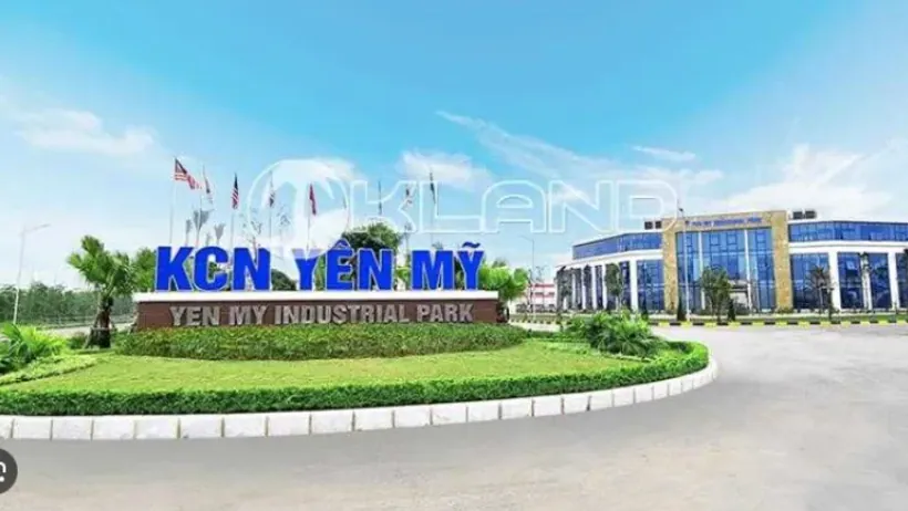 Lối vào Khu công nghiệp Yên Mỹ