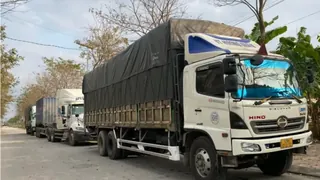 Đội xe tải Hương Quân vận chuyển Bắc Nam